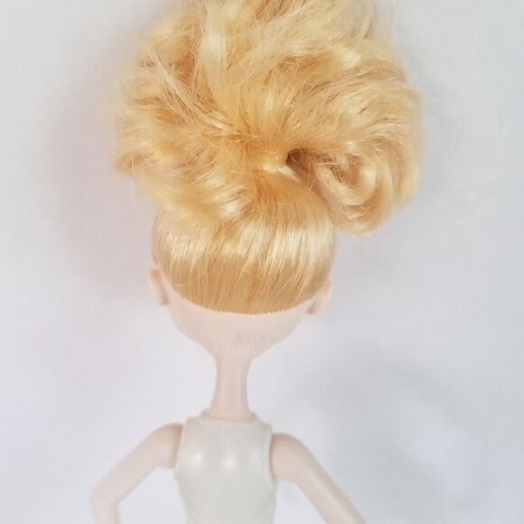 Ever After High First Chapter Apple White Doll Ballerina Outfit Shoes Lot of 2 - Picture 13 of 16